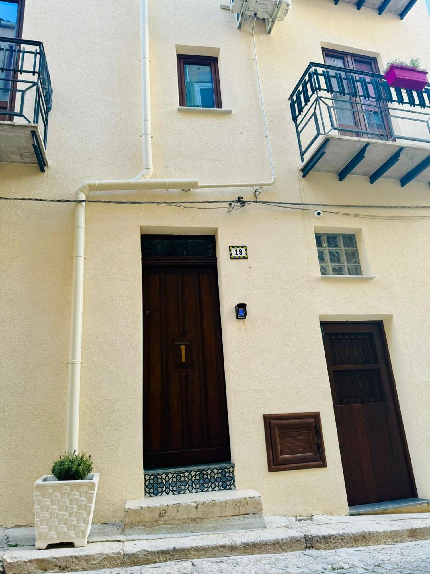 Corleone Home Buitenkant foto